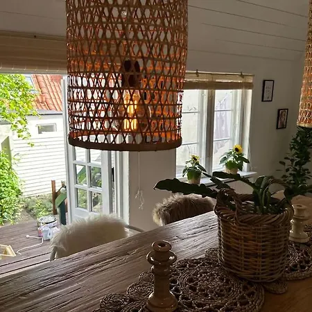 Historical And Romantic House In Town Center Сasa de vacaciones Aalborg